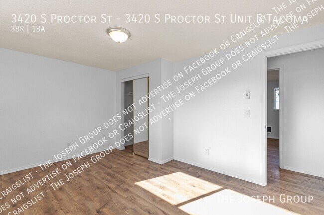 Building Photo - 3420 S Proctor St