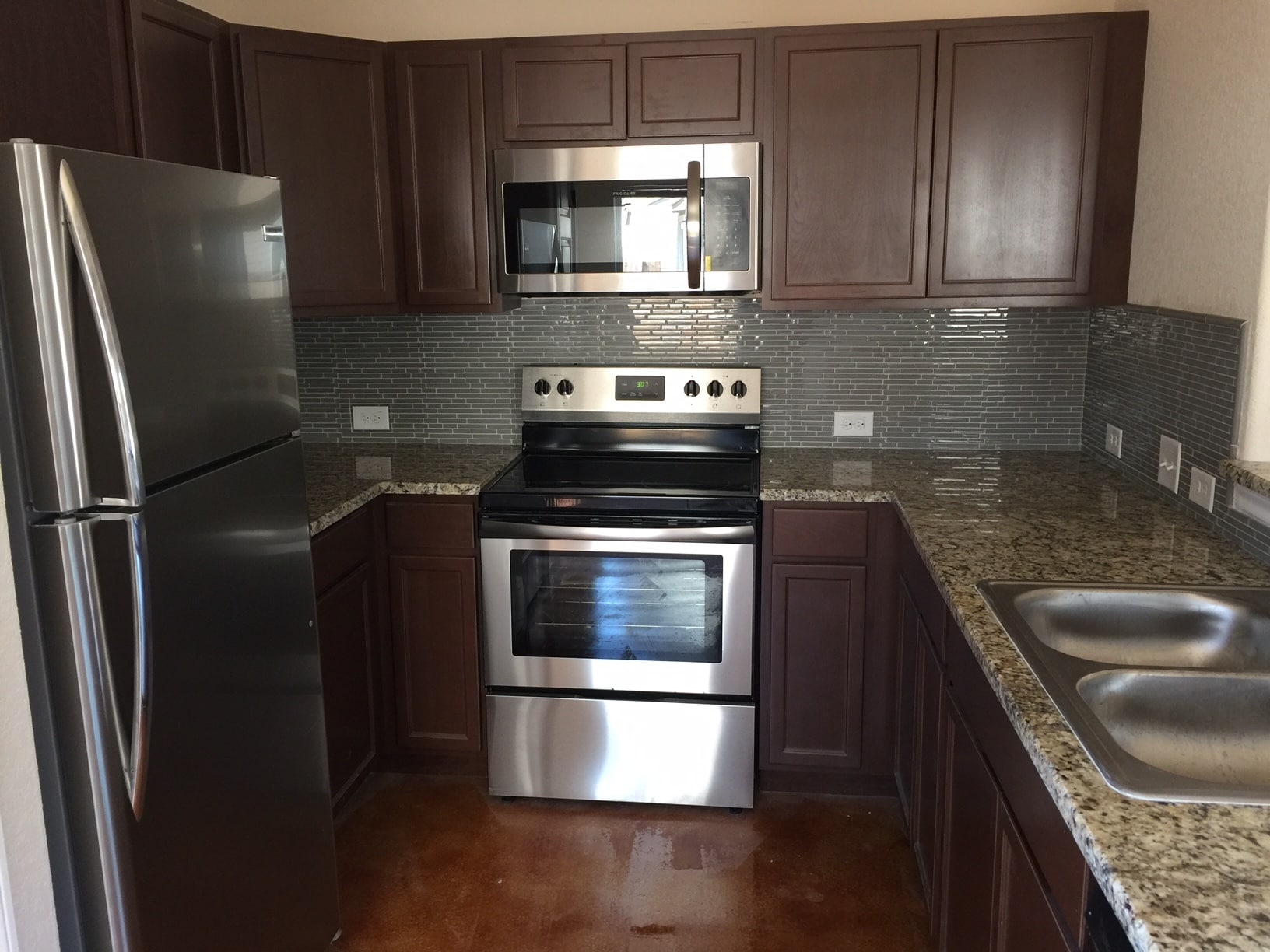 Kitchen with Stainless Steel appliances - 16715 Jupiter Haven