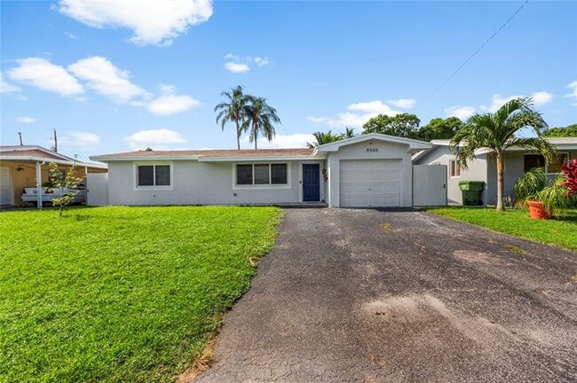 Building Photo - 8580 NW 11th Ct