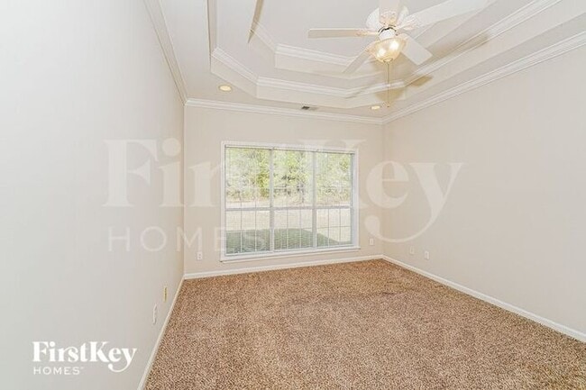 Building Photo - 417 Waterford Dr