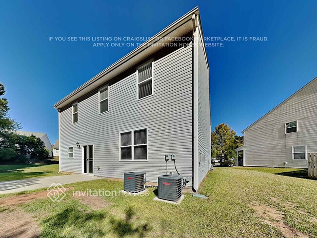 Building Photo - 7307 Lamplighter Close Dr
