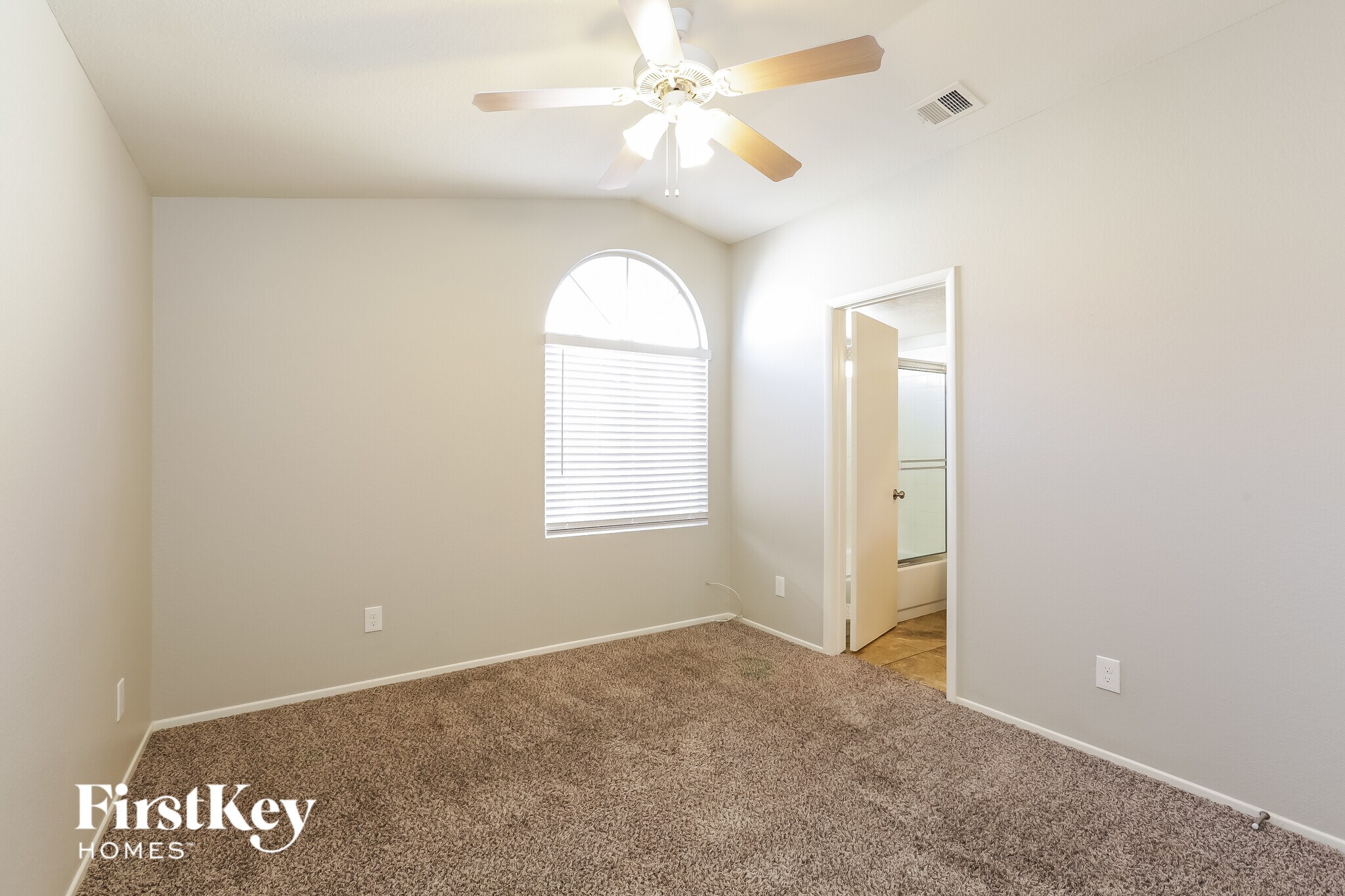 Building Photo - 7090 Orange Grove Ln