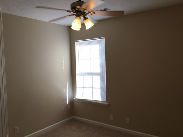 Building Photo - 3005 Ace Wintermeyer Dr