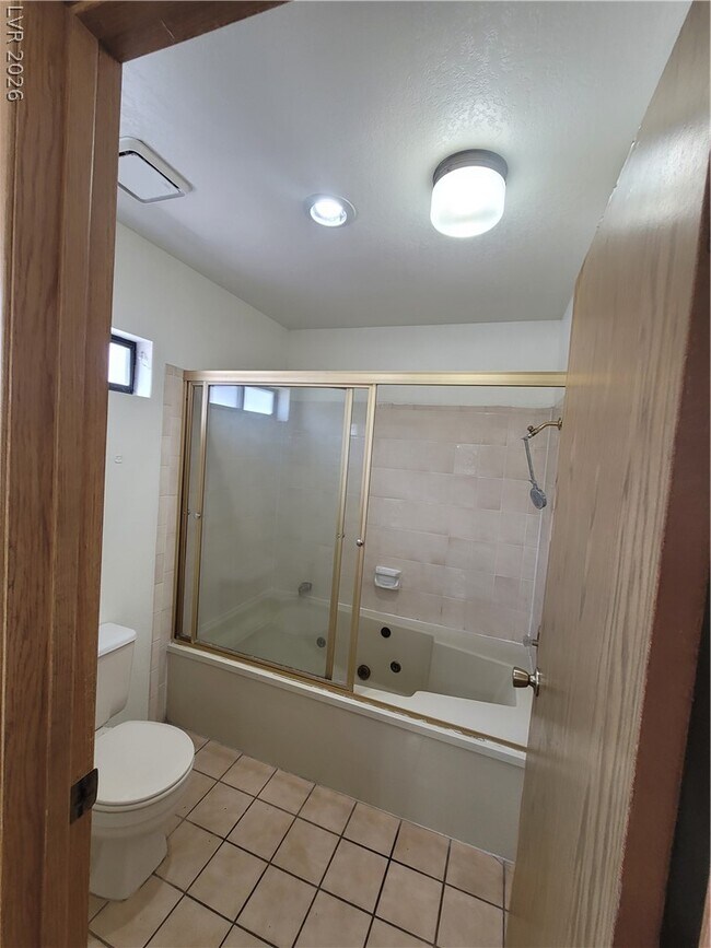 Building Photo - 1321 Del Mar St