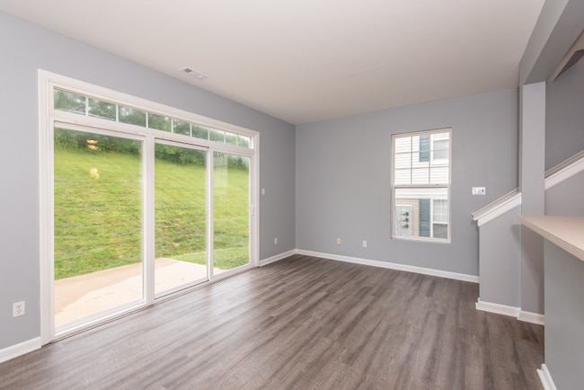 Building Photo - 4839 Heritage Heights Cir