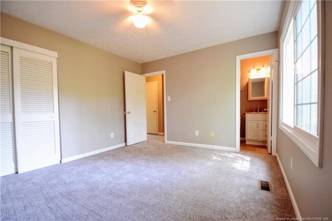 Building Photo - 211 Livermore Dr