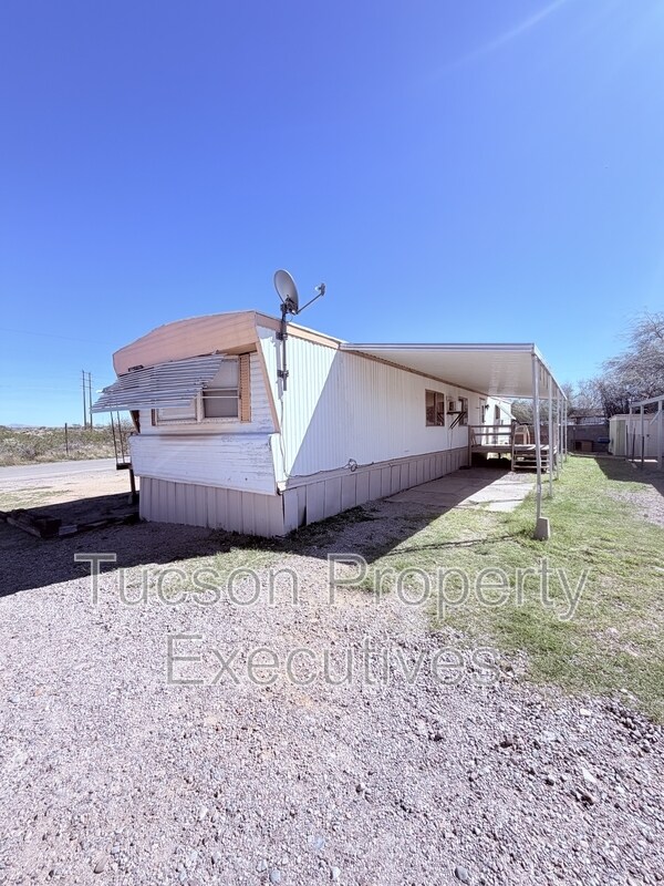 Building Photo - 4580 E Rex St