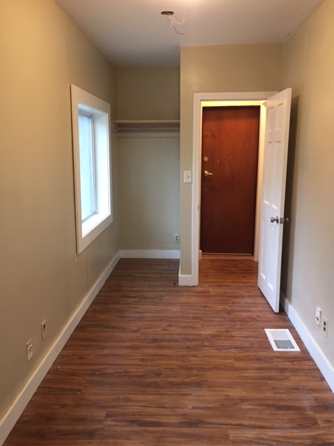 Building Photo - 42 Termine Ave