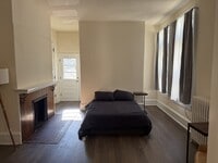 Building Photo - 137 E Gorham St