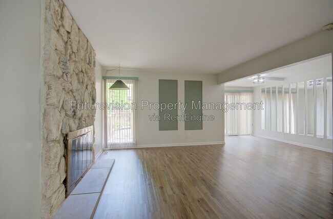 Building Photo - 4 Millstone Ct