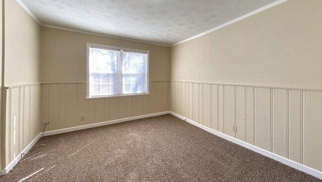 Building Photo - 3240 N Waynoka Cir