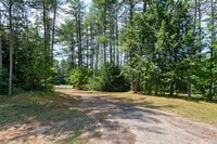 Building Photo - 826 New Hampshire Rte 175