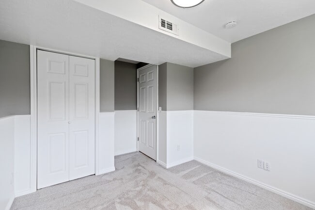 Building Photo - 781 S 300 W