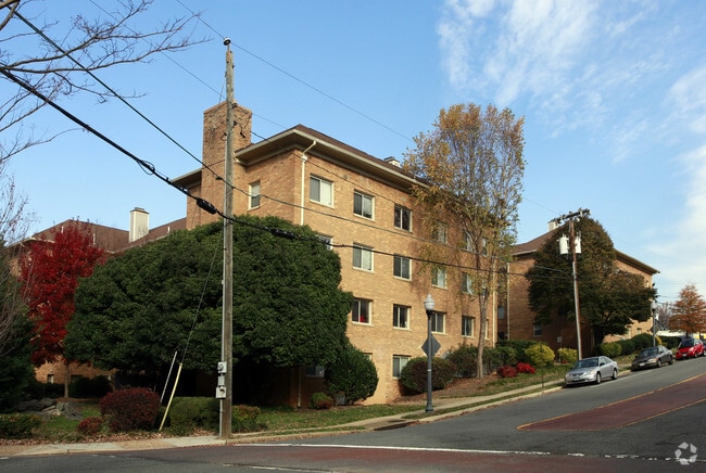 Building Photo - Leckey Gardens