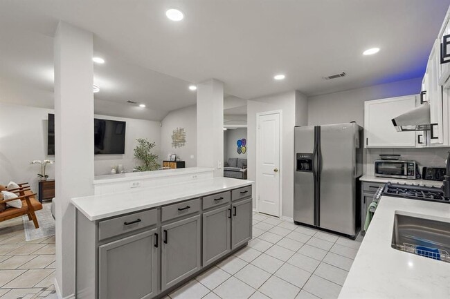 Building Photo - 2109 Kimra Ln