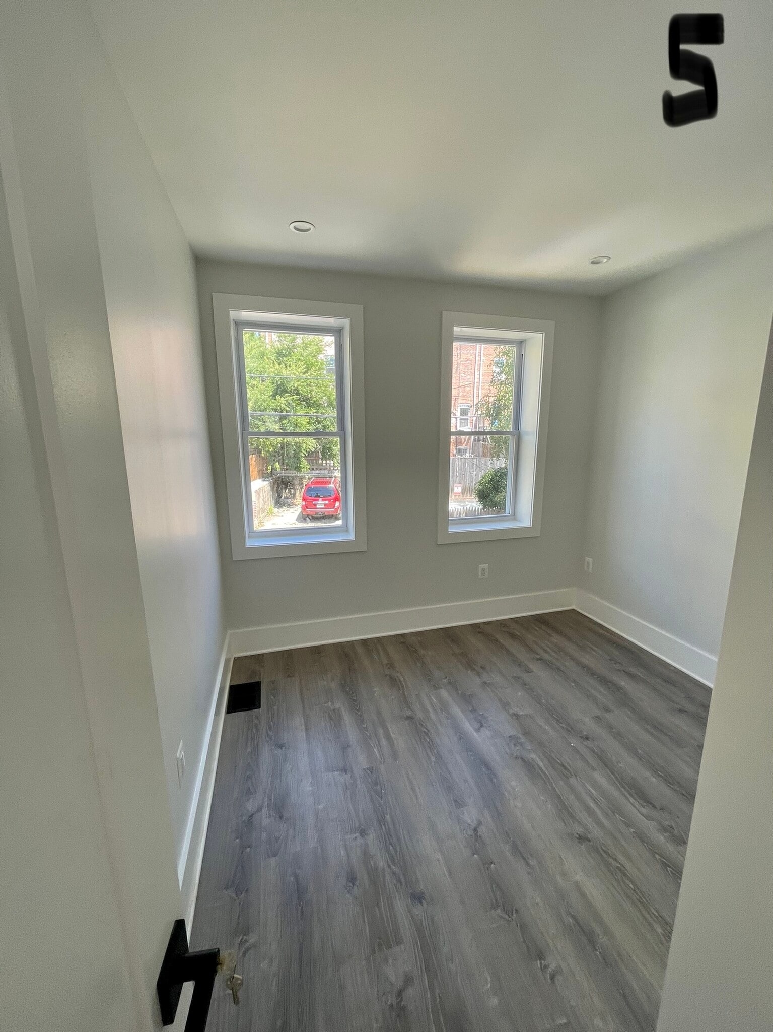 Building Photo - 1323 Florida Ave NW