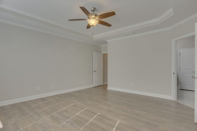 Building Photo - Spacious 3 Bed 2 Bath -The Landings At New Riverside