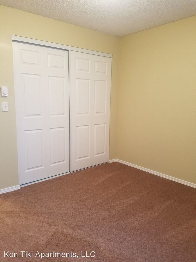 Building Photo - 5013 6th Ave