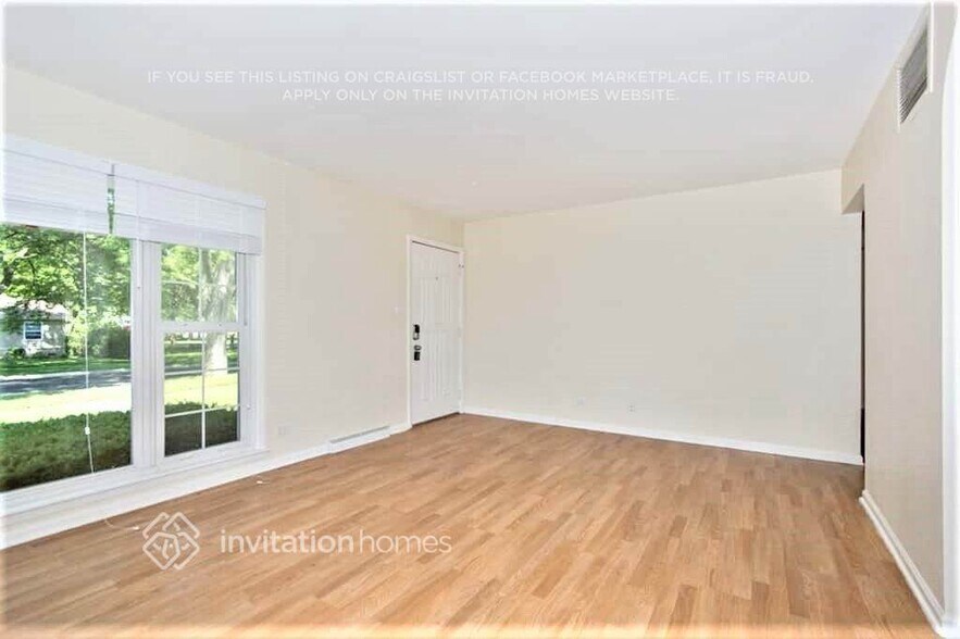Building Photo - 517 N Biermann Ave