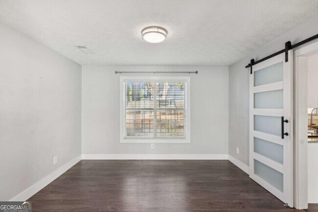 Building Photo - 2275 Eagle Pointe Ct NW