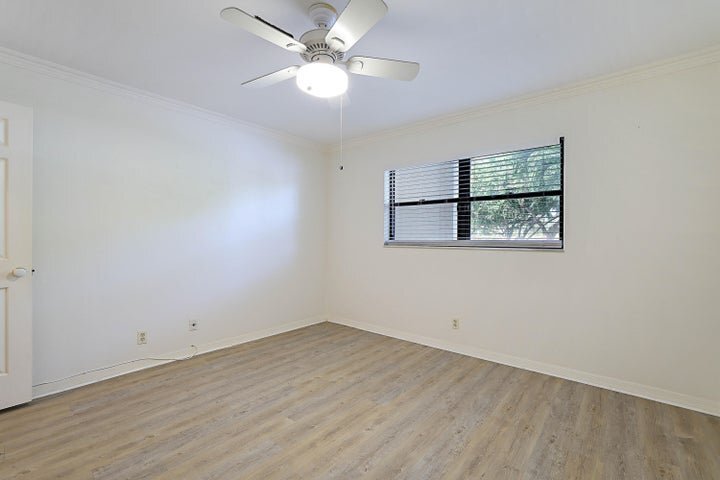 Building Photo - 300 Intracoastal Pl