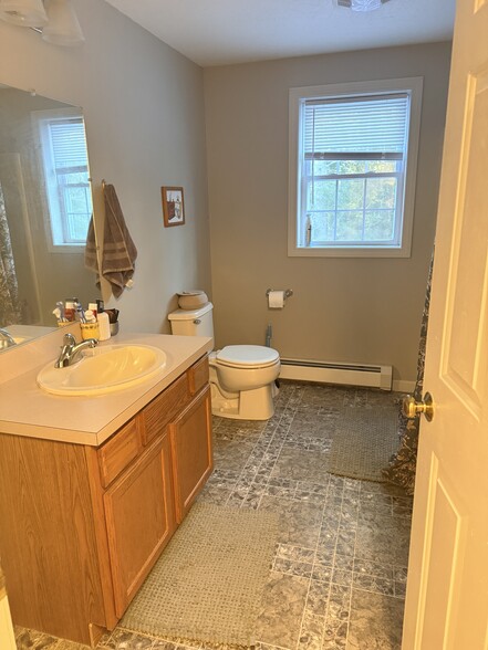 Building Photo - 30 Old Woods Rd