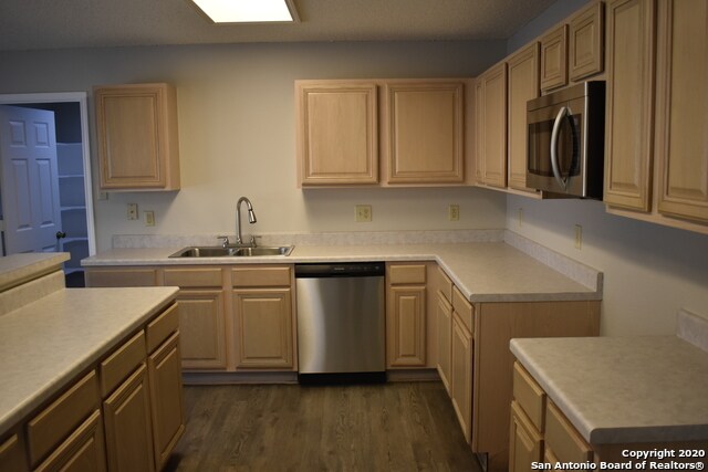 Building Photo - 9131 Windward Trce