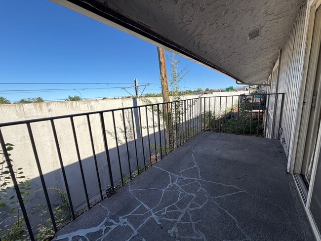 Building Photo - ~September Rent Free~ Spacious 2-Bedroom Condo in DTC with Fireplace, Private Patio & In-Unit Lau...