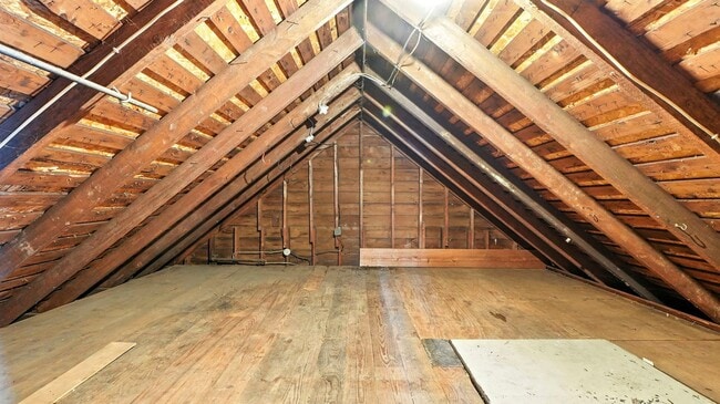 Building Photo - 3 bedroom home!