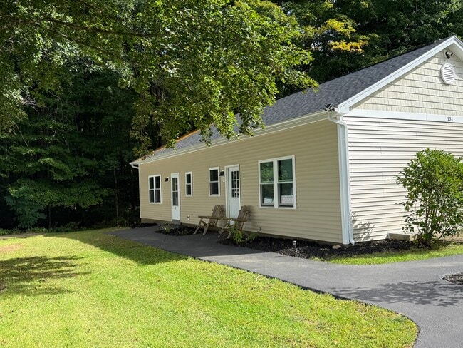 Building Photo - 131 Ernst Rd