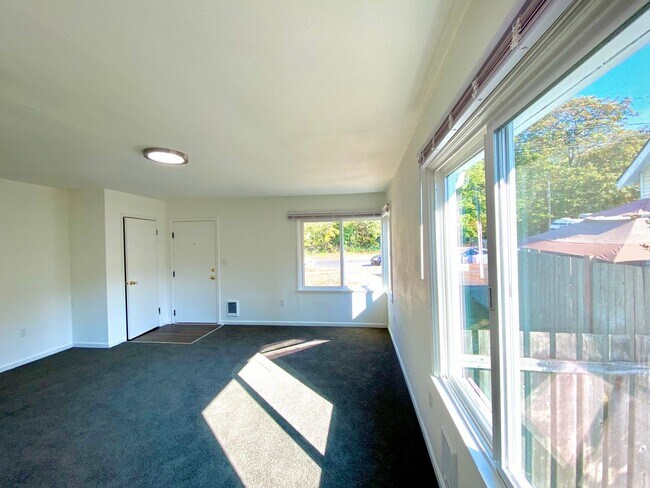 Building Photo - Dudley 3502-3504#