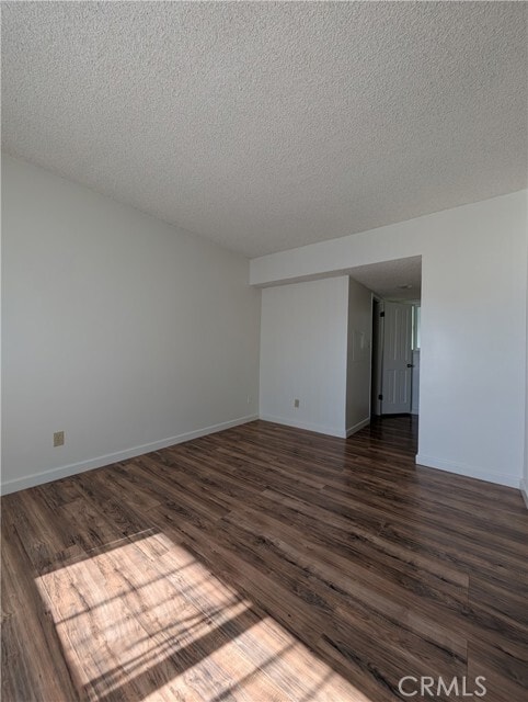 Building Photo - 665 W Altadena Dr