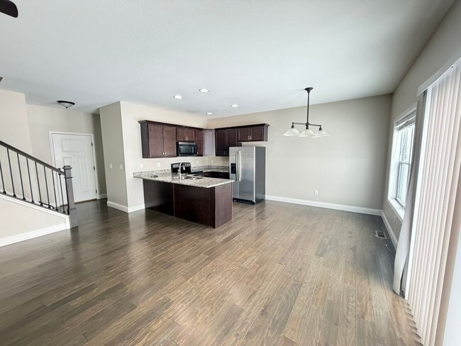 Building Photo - 754 Sedgegrass Dr