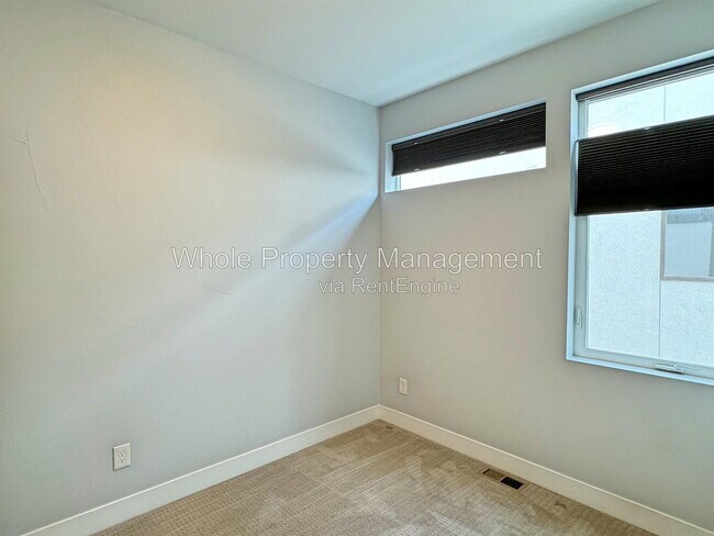 Building Photo - 1448 Xavier St