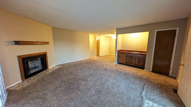 Building Photo - 7124 NW 115th St