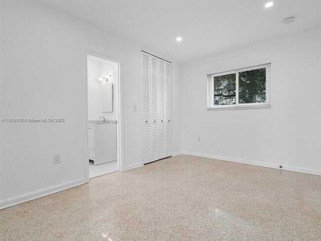 Building Photo - 17320 NW 80th Ave