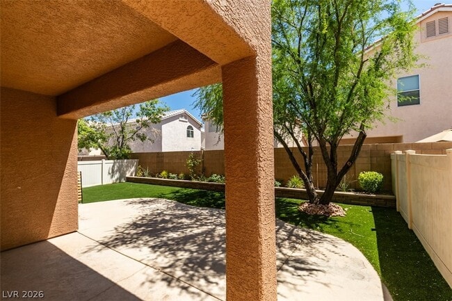 Building Photo - 8909 Houston Ridge Ave