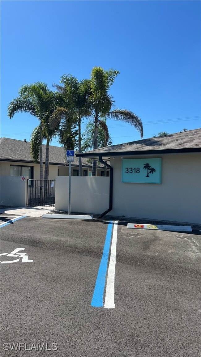 Building Photo - 3318 Del Prado Blvd S