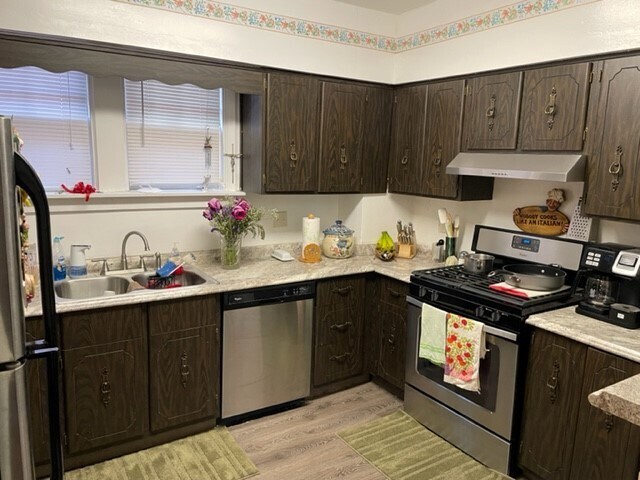 Unit 2 - 6637 Dalzell Plz