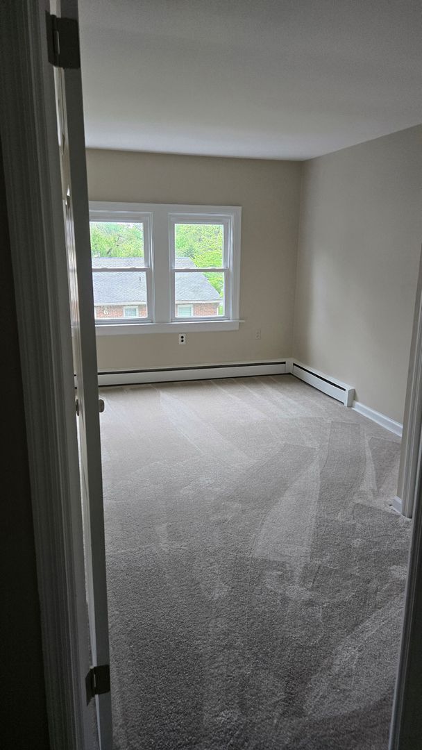 Building Photo - North Wilmington - 5 bedroom, 2 bathroom h...