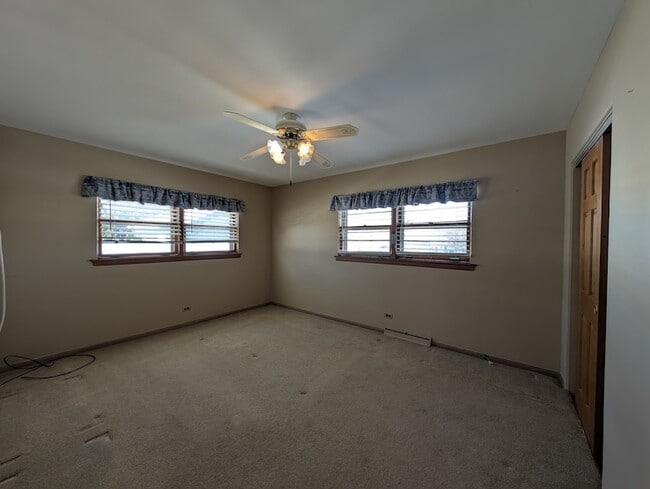 Building Photo - 503 Lake Ave