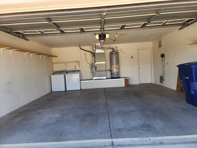 Building Photo - 9728 E Vendela St