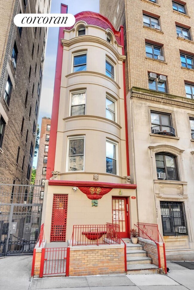 Building Photo - 788 W End Ave
