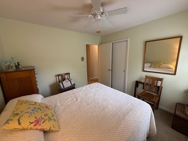 Building Photo - 3 Bedroom 2 Bath House in Shadowmoss - West Ashley