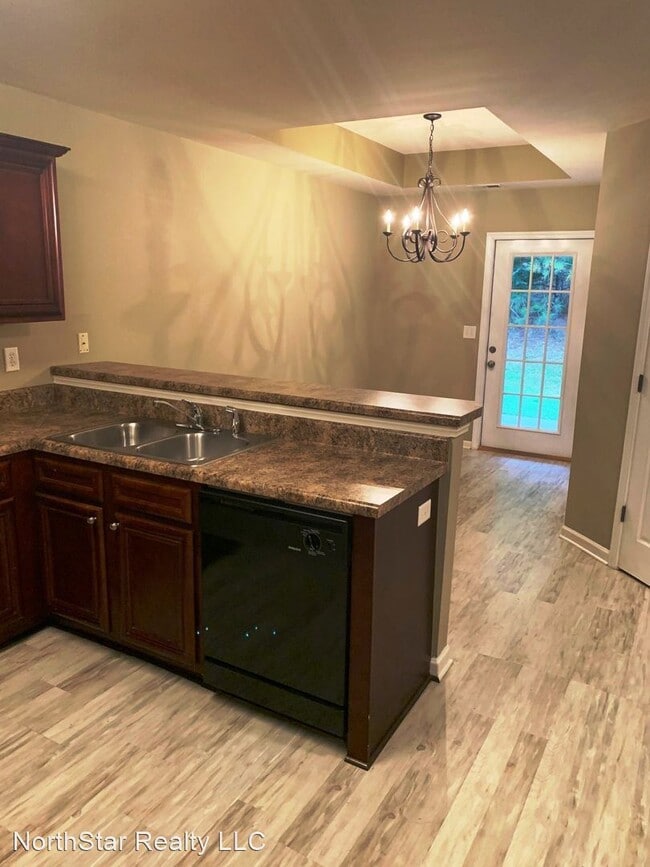 Building Photo - 2 br, 2 bath House - 2768 Southwood View