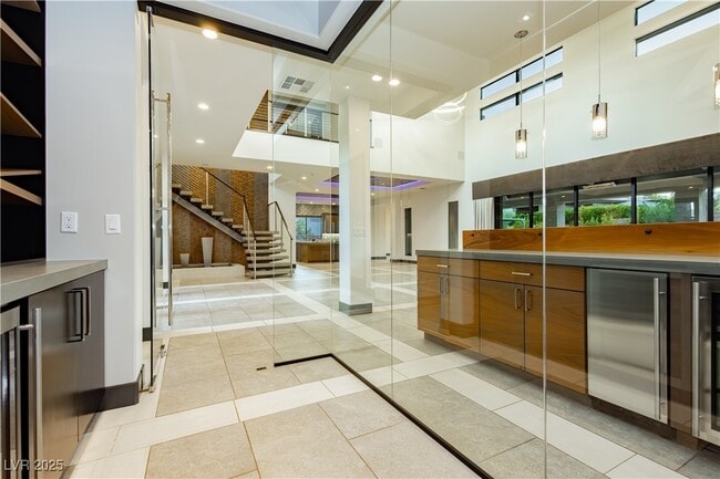 Building Photo - 94 Glade Hollow Dr