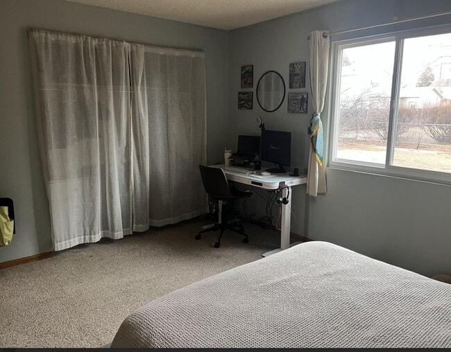 Building Photo - Bright 2 Bed, 2 Bath Home with Garage & Fenced Yard in Fort Collins