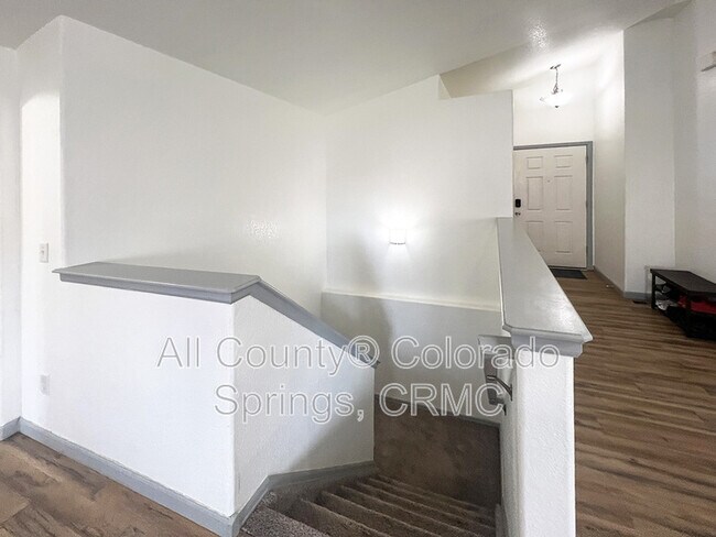 Building Photo - 6168 Rocking Chair Ln