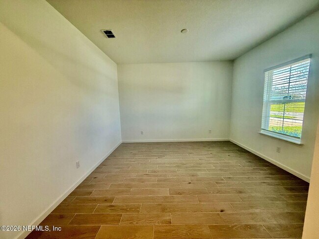 Building Photo - 3016 Raven Trce