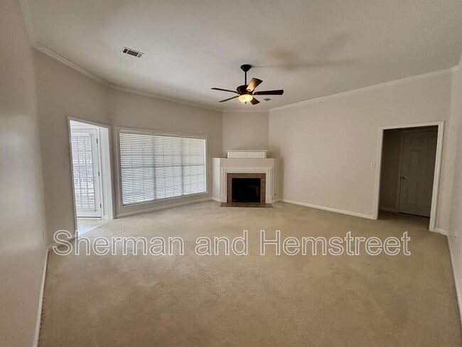 Building Photo - 389 Sandleton Way